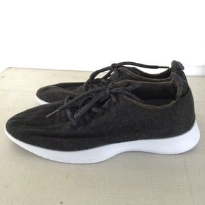 Allbirds Men’s Wool Runners Size 9 Dark Grey